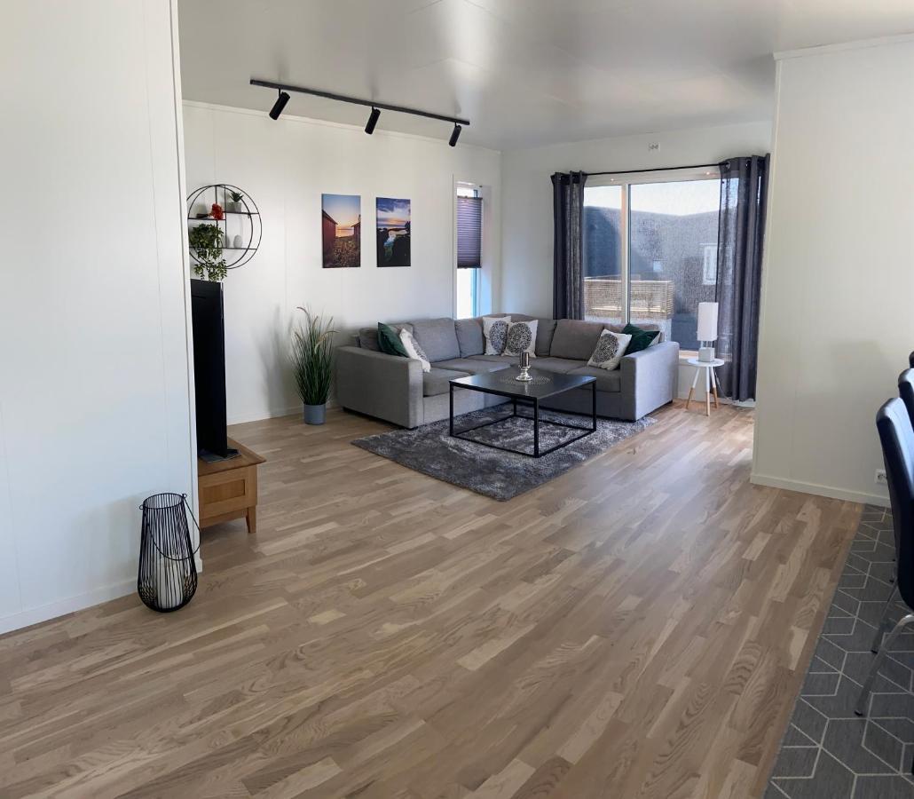 Appartement Veien Til Senja à Finnsnes Extérieur photo