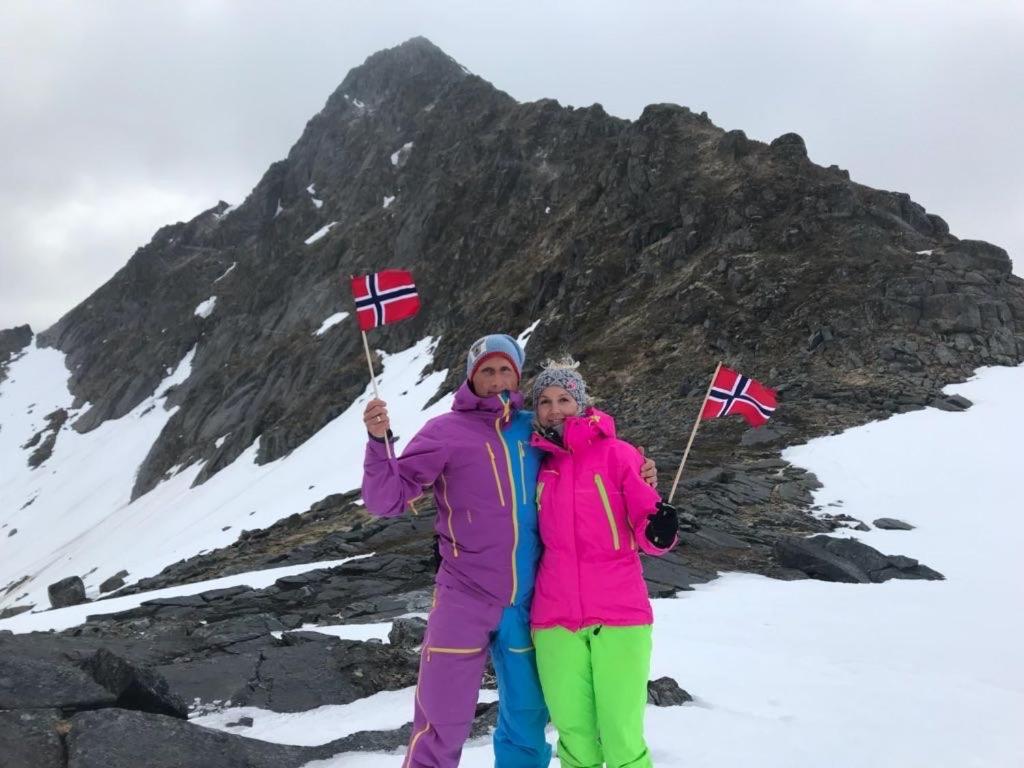 Appartement Veien Til Senja à Finnsnes Extérieur photo